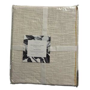 Magnolia Home Joanna Gaines Throw Blanket Finn Collection Ivory Cotton‎ Tufted